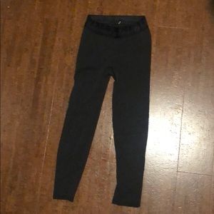 Lululemon Tight Stuff Compression Crop Legging